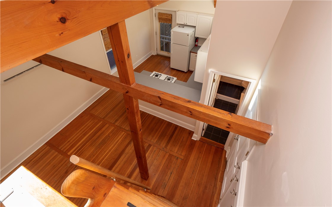 8 Pleasant Street 2E