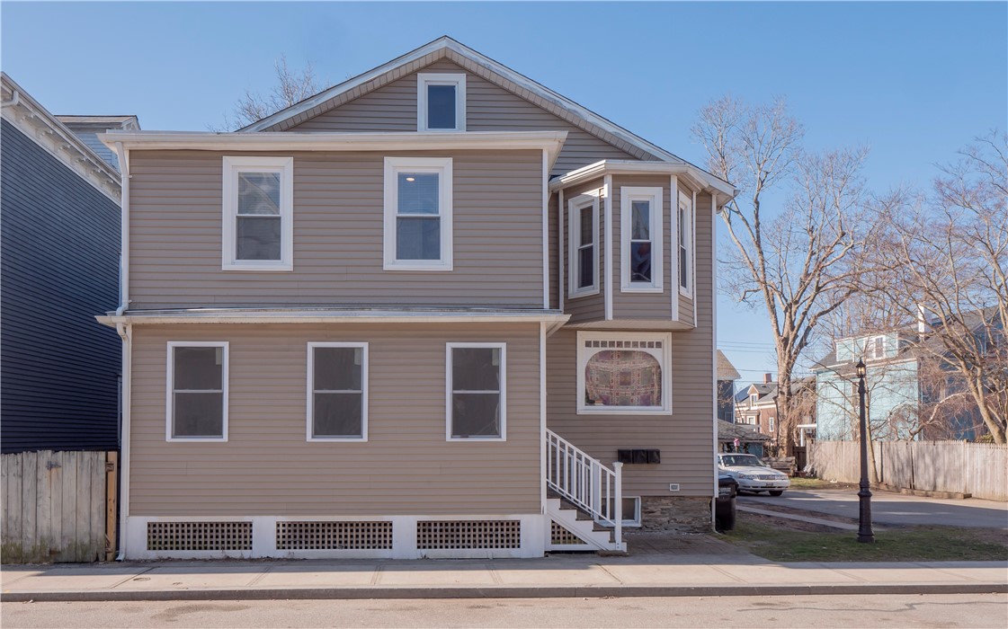 8 Pleasant Street 2W