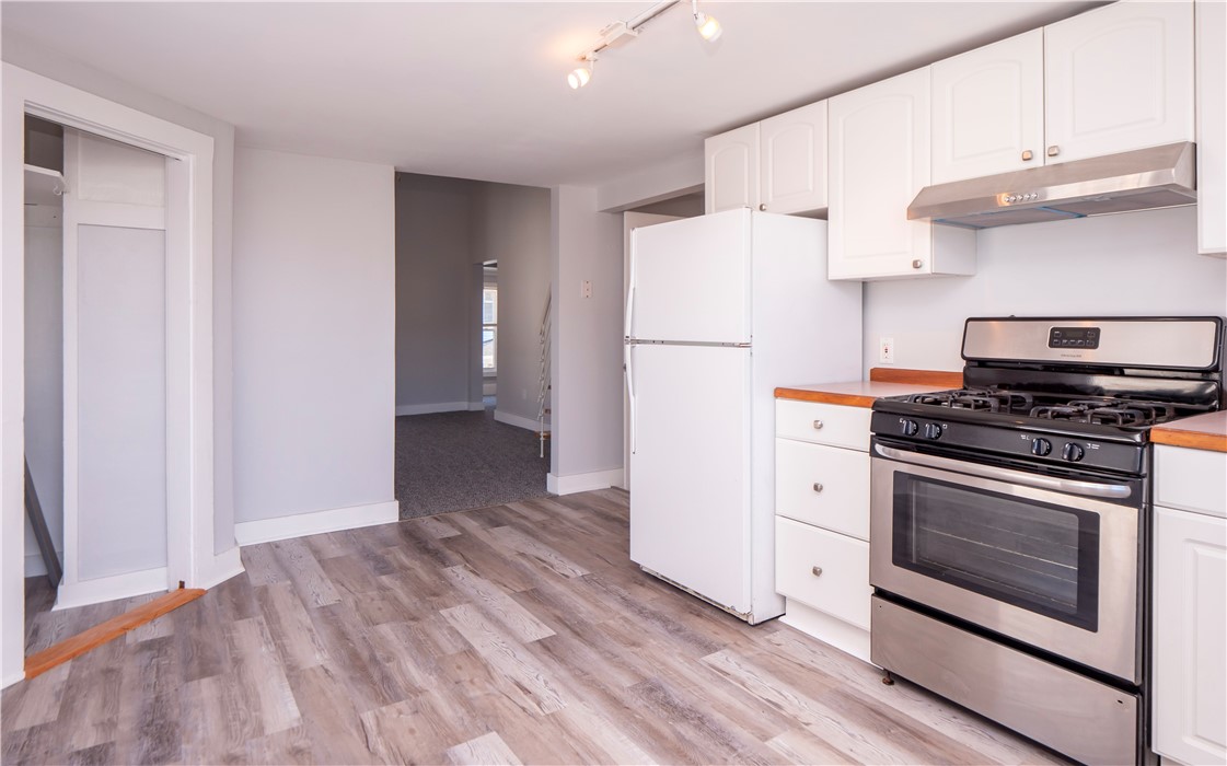 8 Pleasant Street 2W