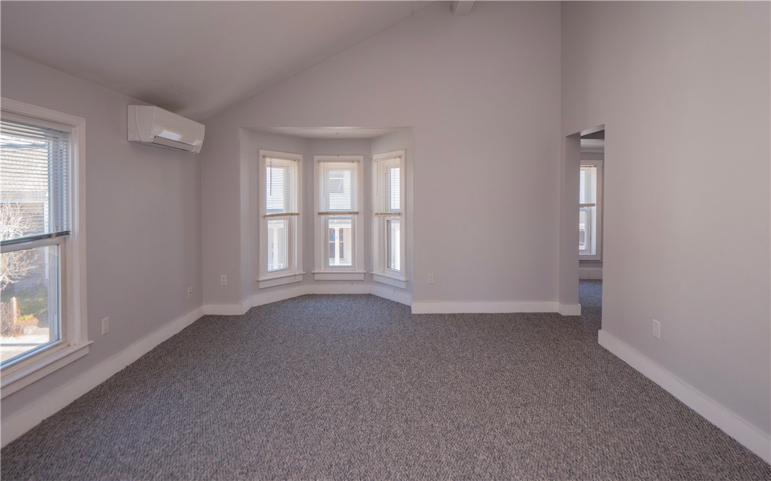 8 Pleasant Street 2W
