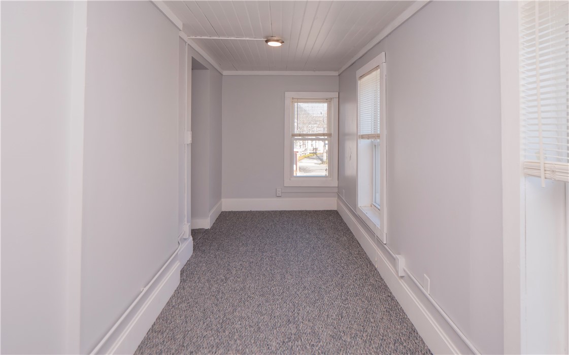 8 Pleasant Street 2W