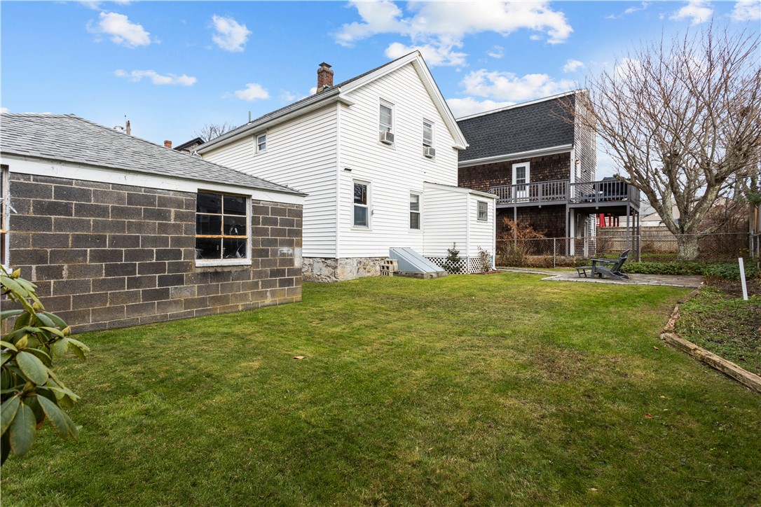 6 Lucas Avenue