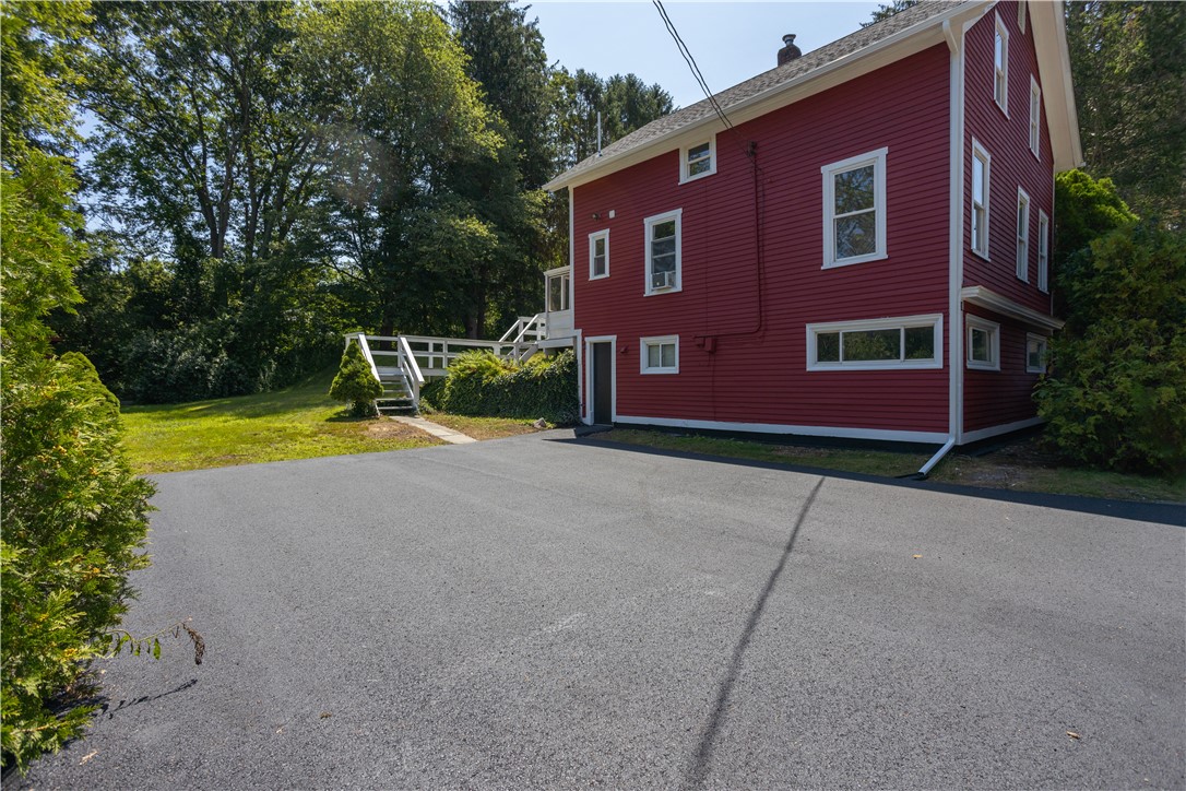 39 Laurel Street