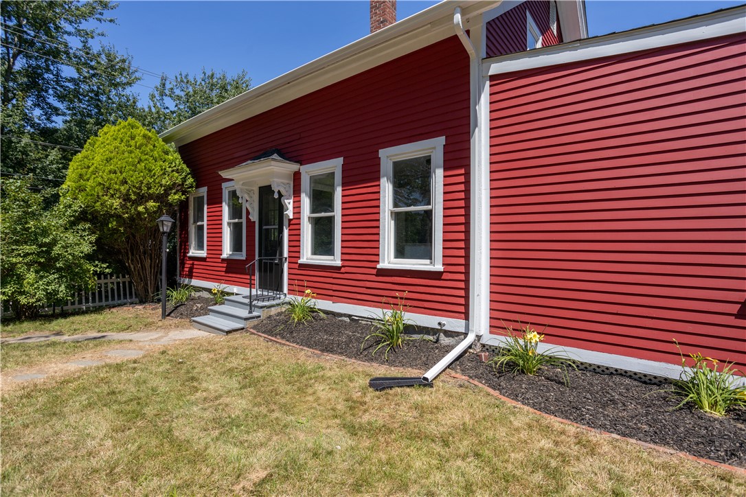 39 Laurel Street
