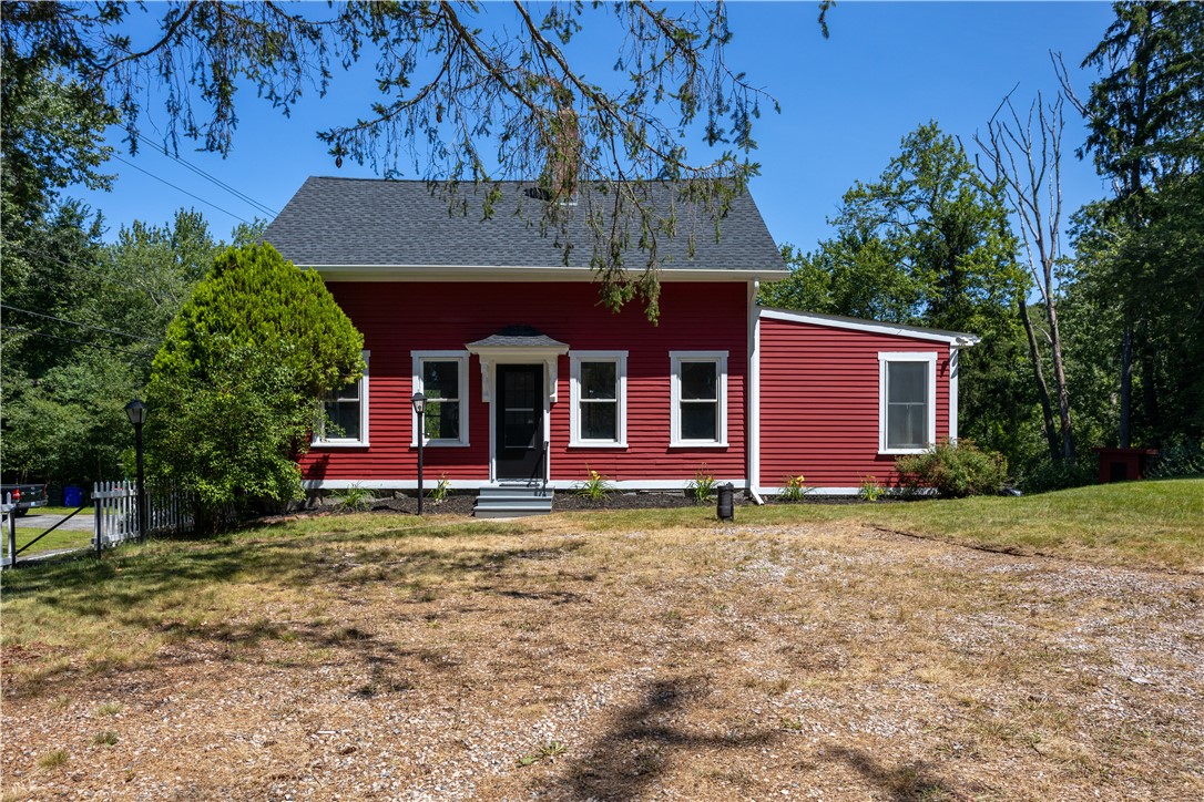 39 Laurel Street