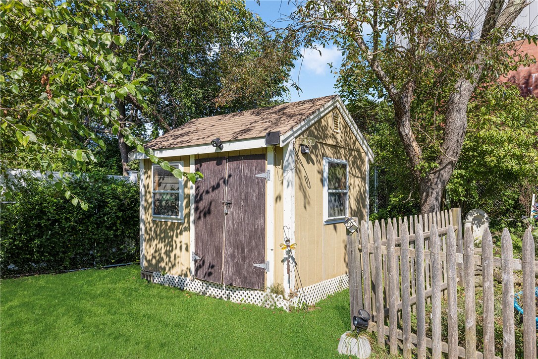 38 Dudley Avenue