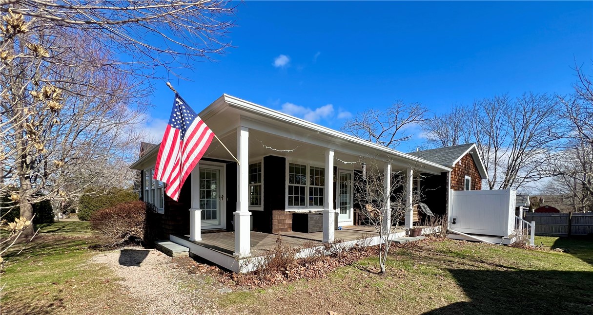 85 Howland Avenue
