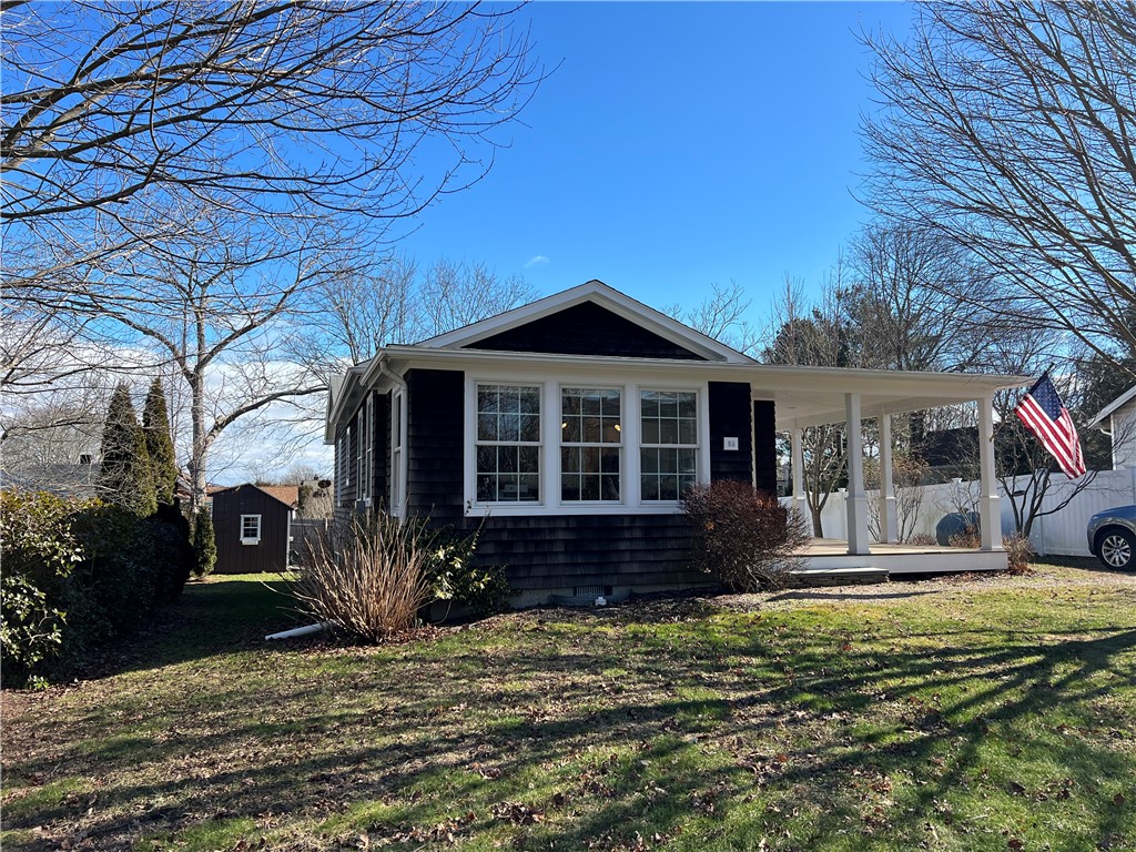 85 Howland Avenue