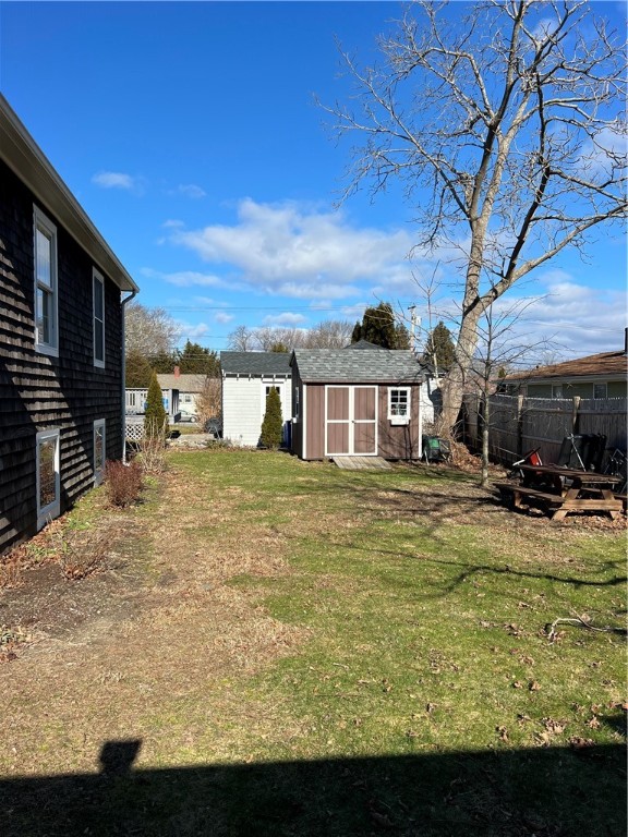 85 Howland Avenue