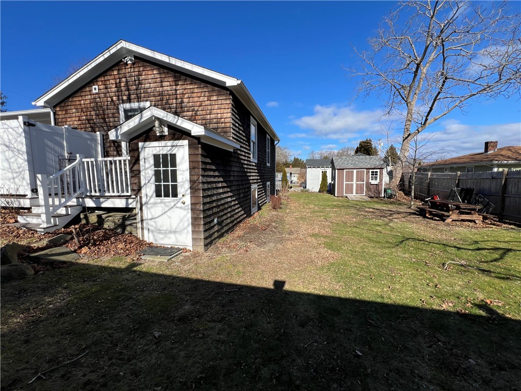 85 Howland Avenue