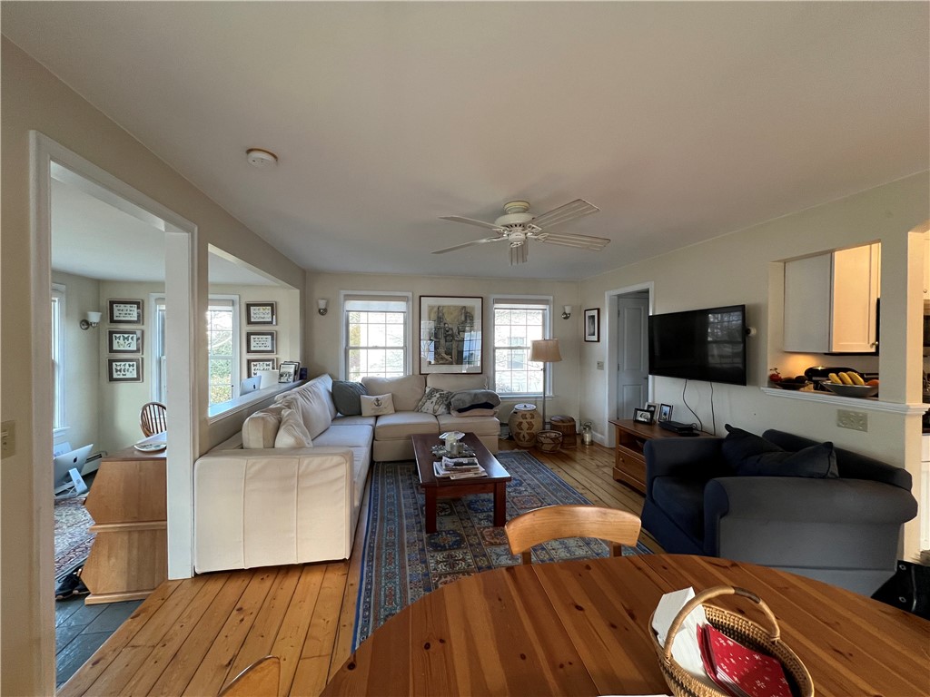 85 Howland Avenue