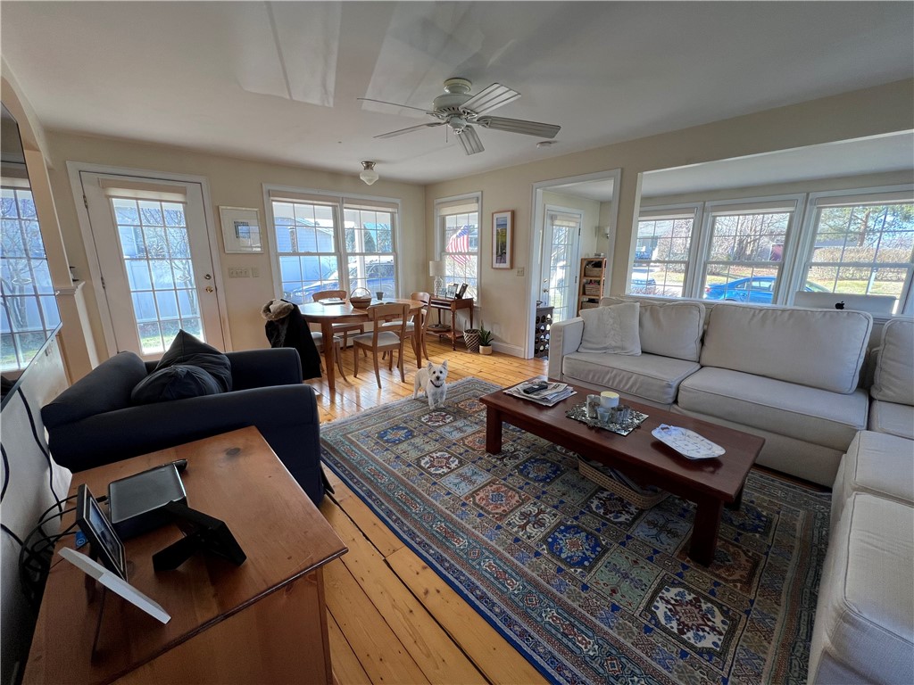 85 Howland Avenue