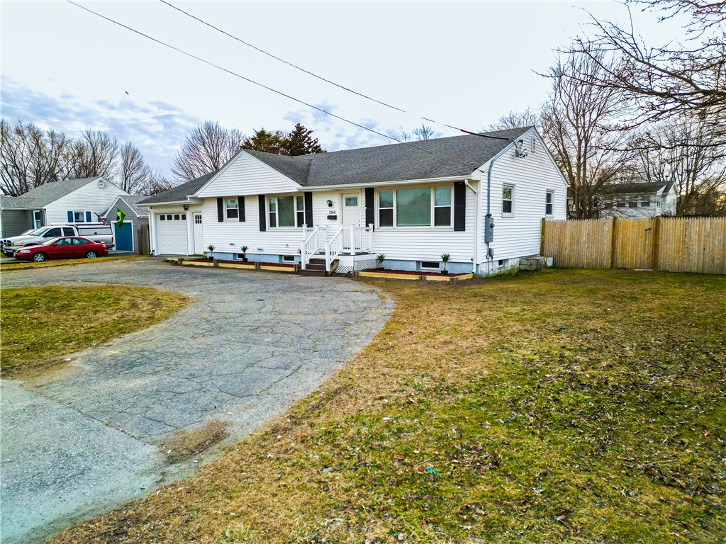 1560 West Main Road