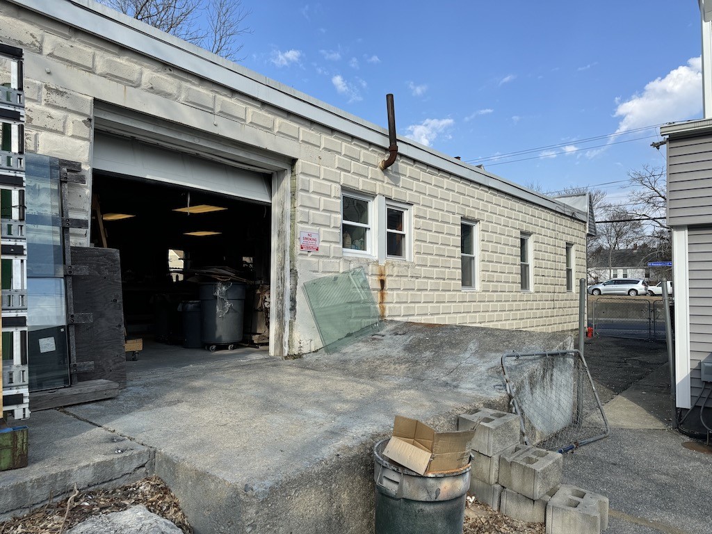 258 Woonasquatucket Avenue
