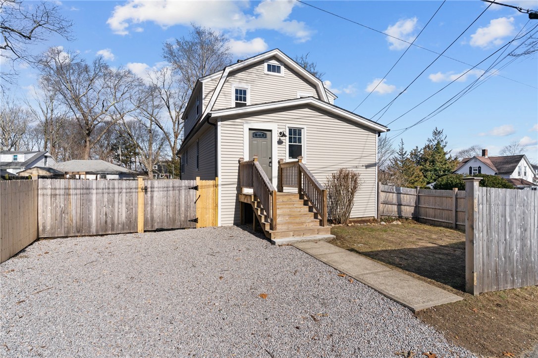 1 Staples Avenue