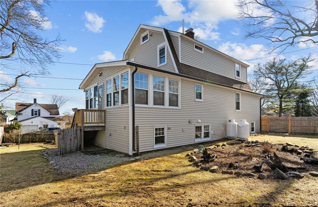 1 Staples Avenue