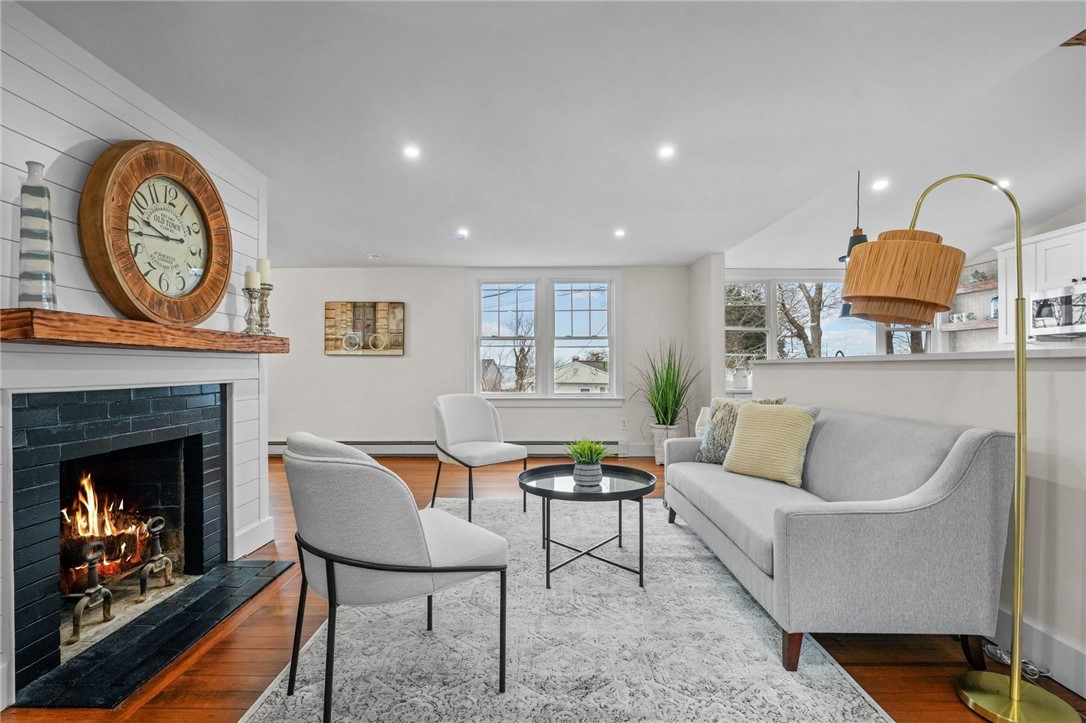 1 Staples Avenue