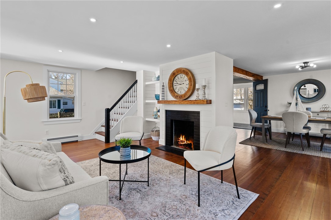 1 Staples Avenue
