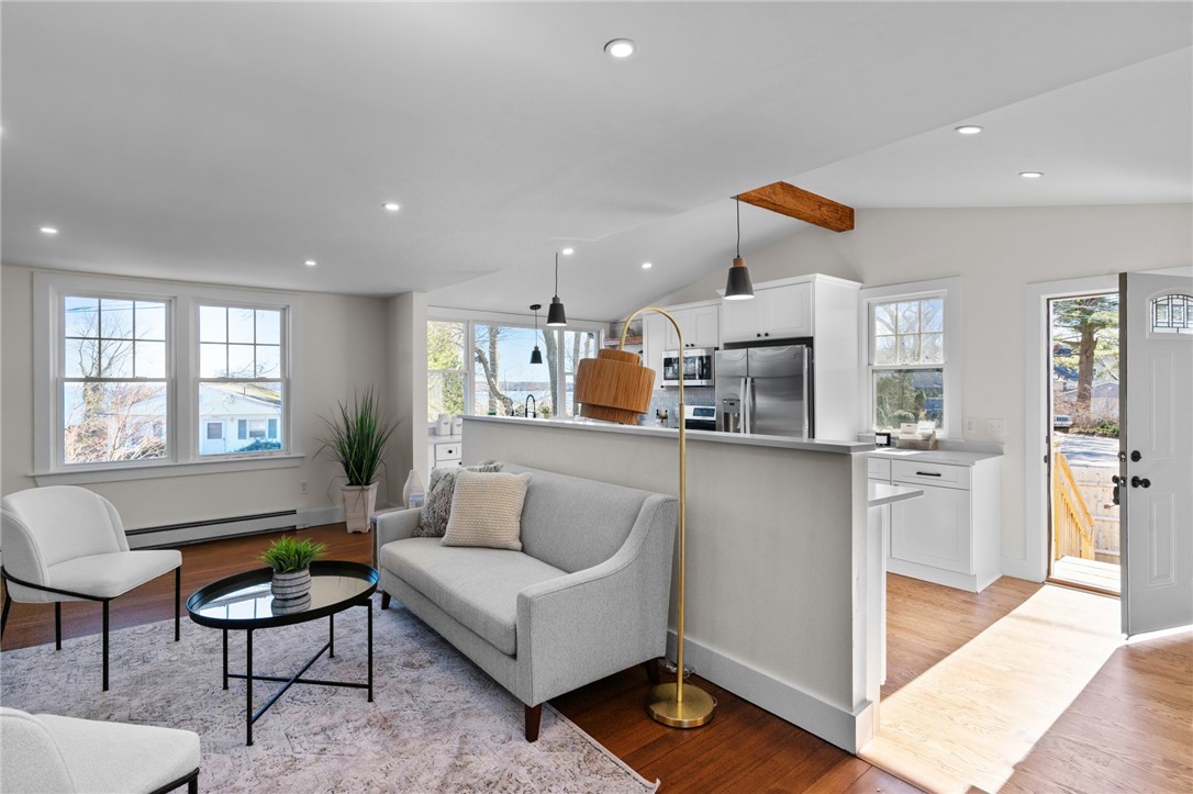 1 Staples Avenue