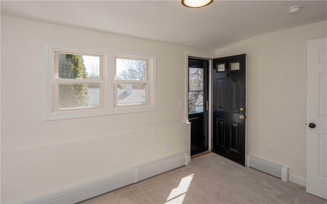 1195 Green End Avenue 2