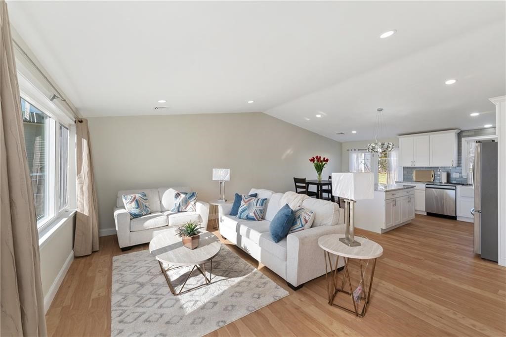 11 Canfield Court