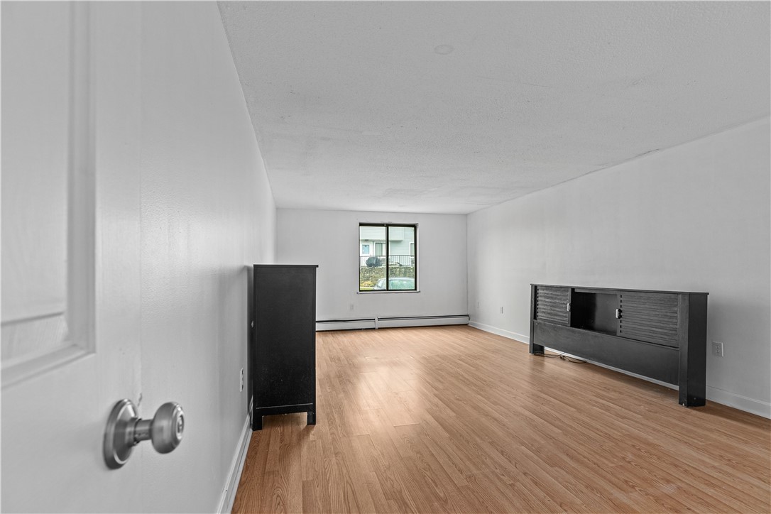 66 Girard Avenue Avenue 302