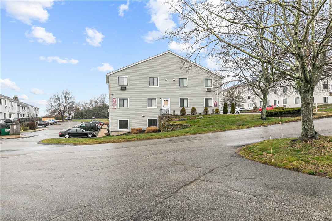 66 Girard Avenue Avenue 302
