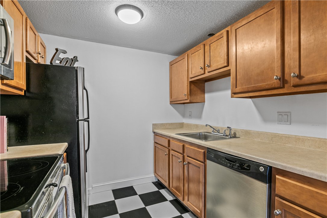 66 Girard Avenue Avenue 302
