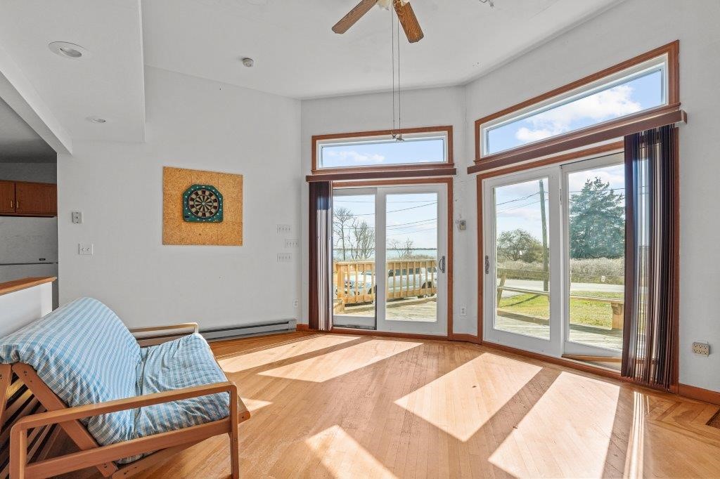 4 Lagoon Avenue