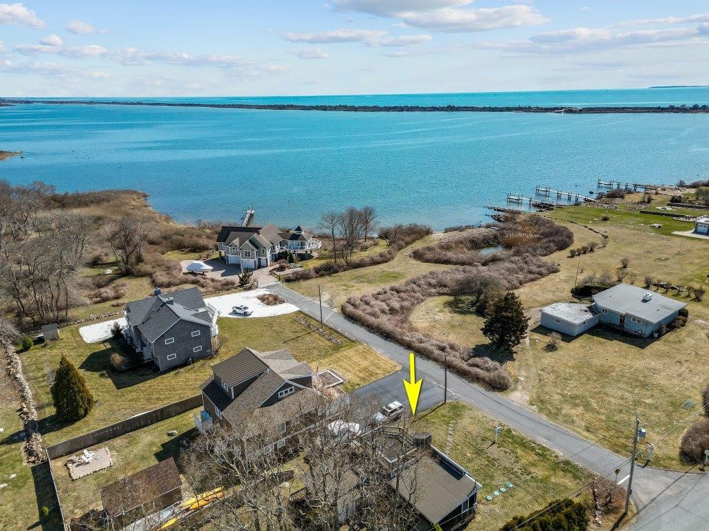 4 Lagoon Avenue