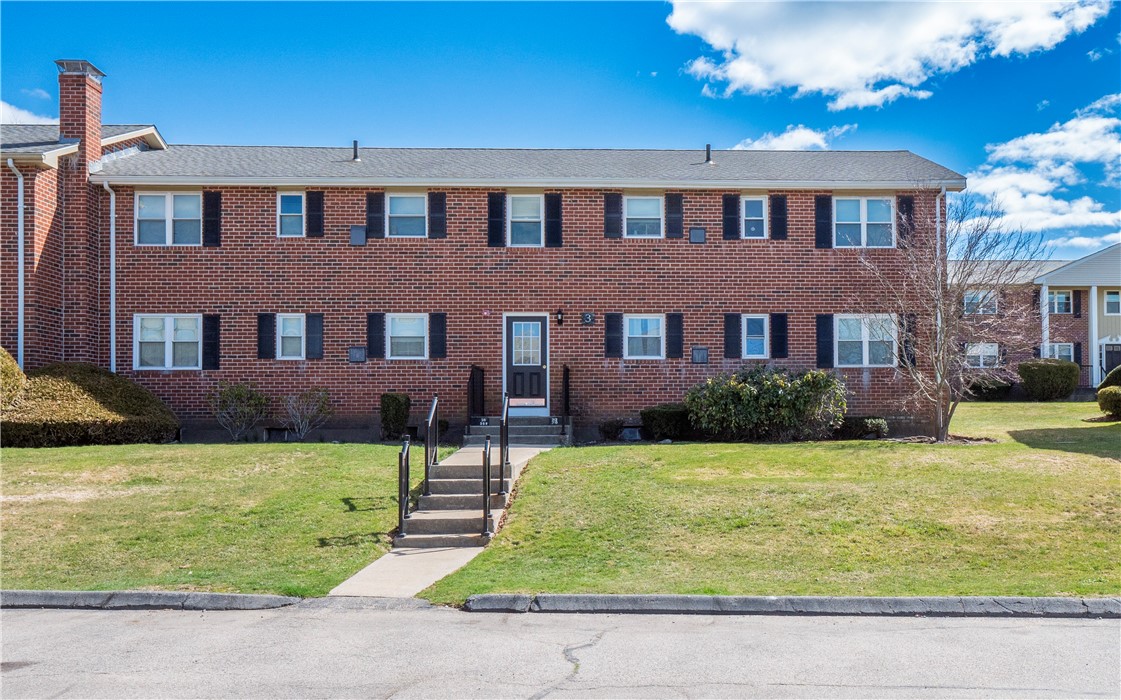 70 Carroll Avenue 310