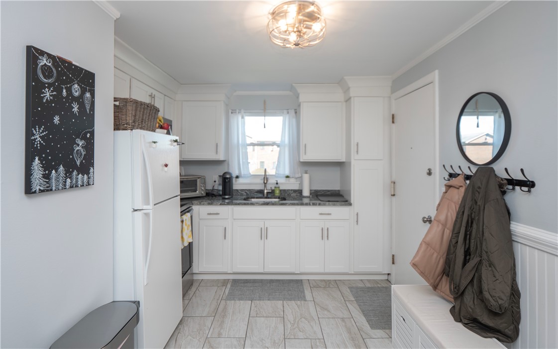 70 Carroll Avenue 310