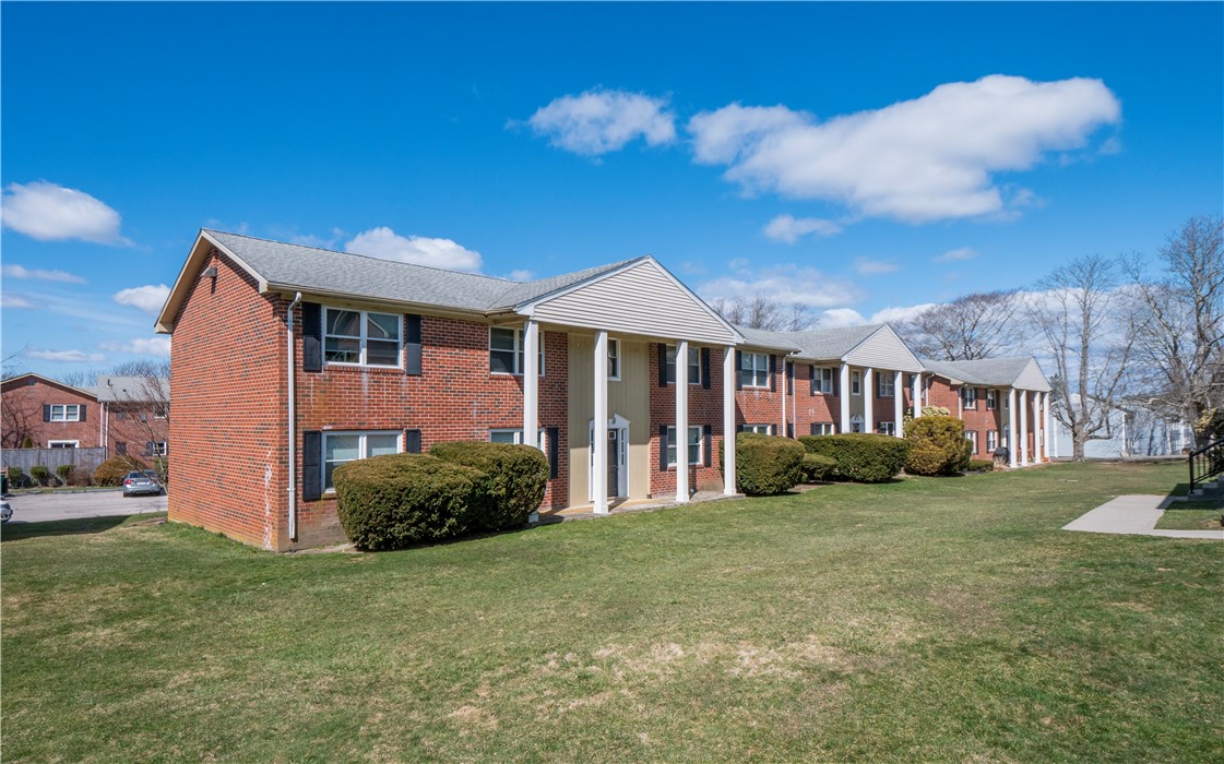 70 Carroll Avenue 310