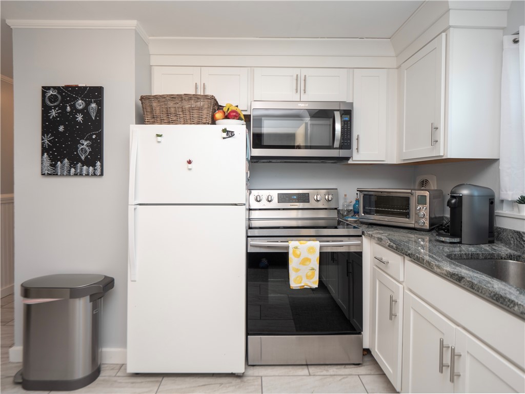 70 Carroll Avenue 310