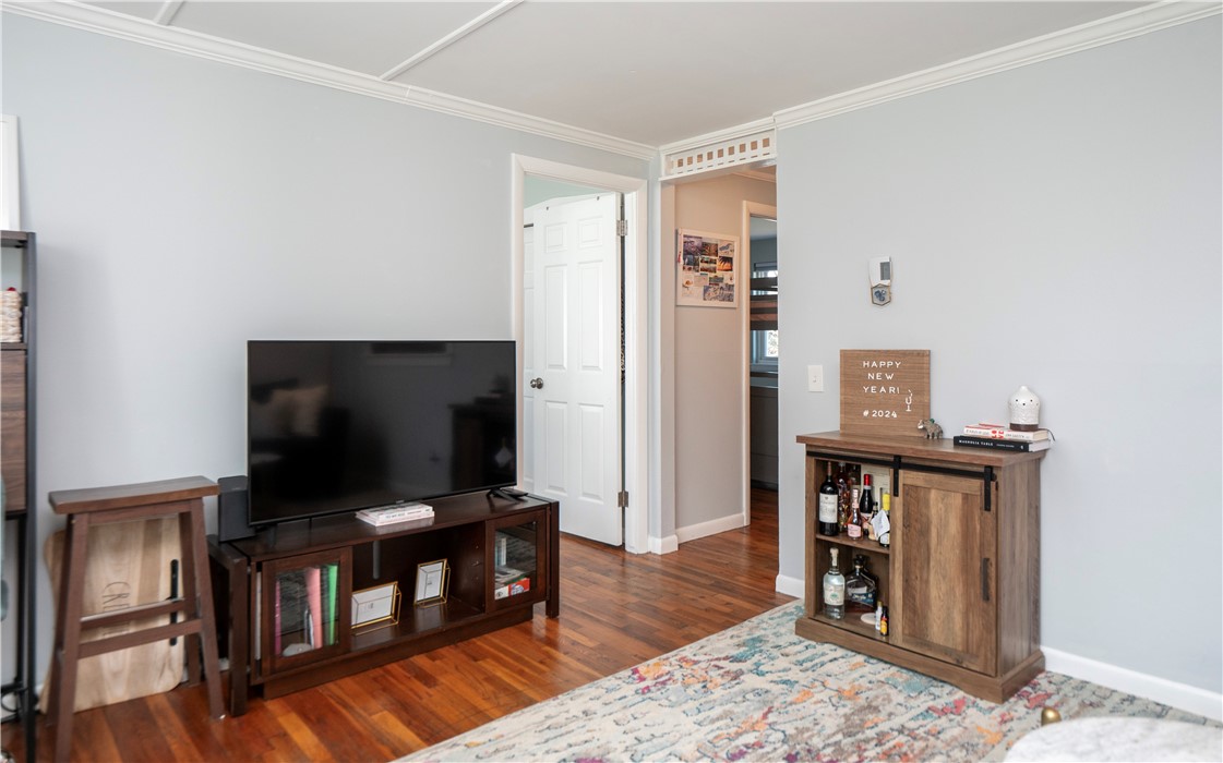 70 Carroll Avenue 310