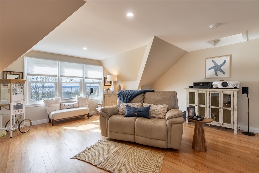 1304 Fairway Drive