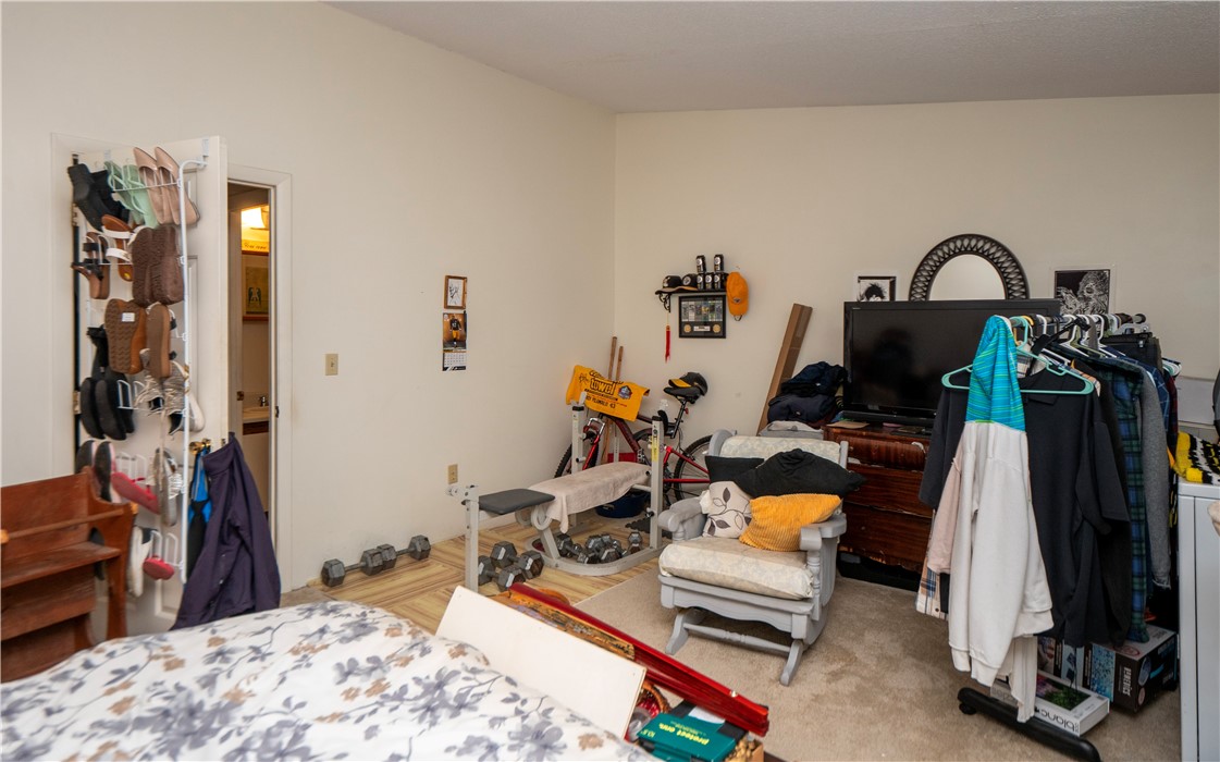 66 Girard Avenue 324