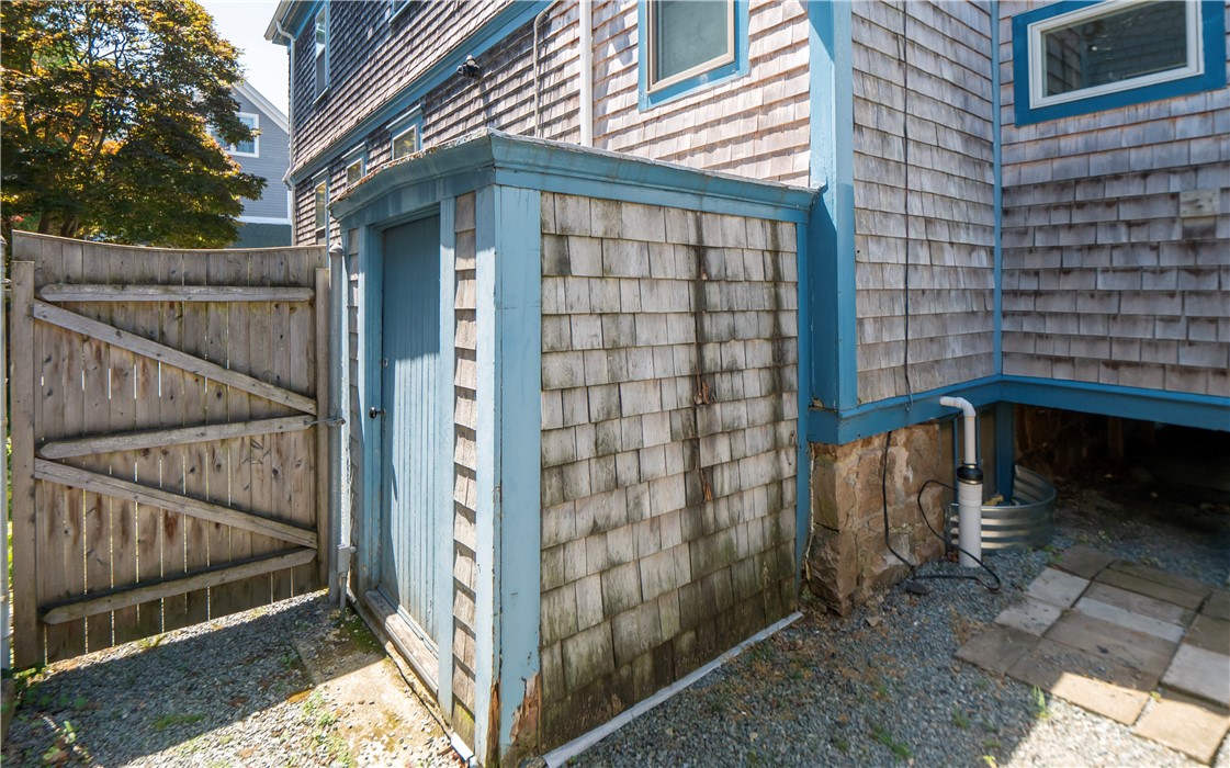 28 Rhode Island Avenue