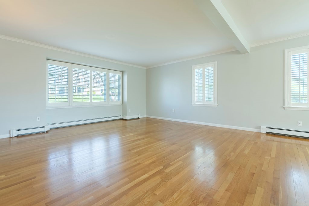 141 Meadow Lane