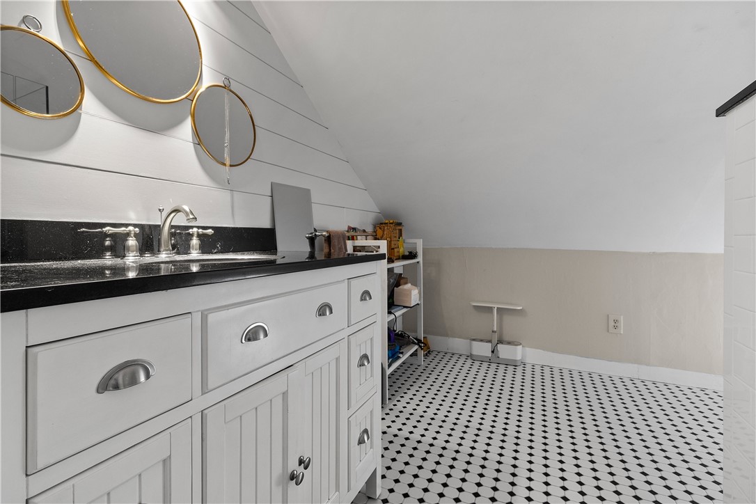 255 Bulgarmarsh Road