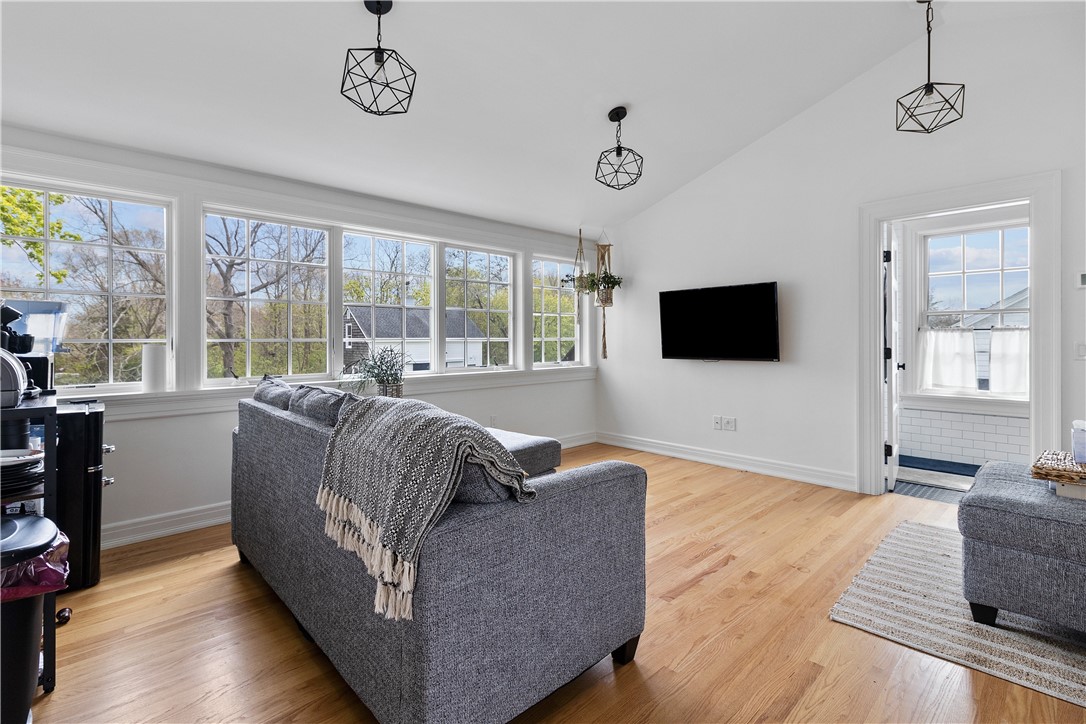 255 Bulgarmarsh Road