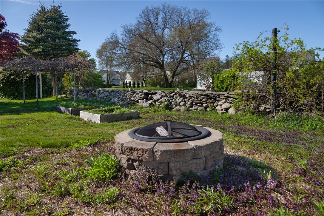23 Sequoia Lane