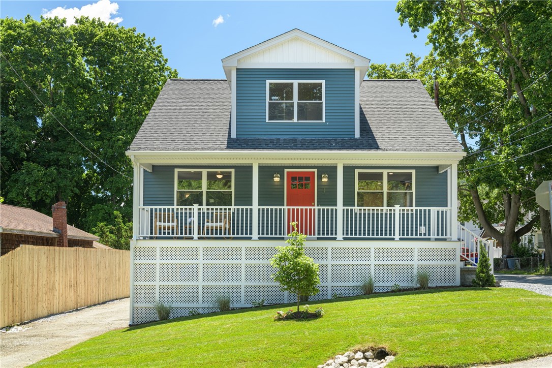 1 Coggeshall Avenue