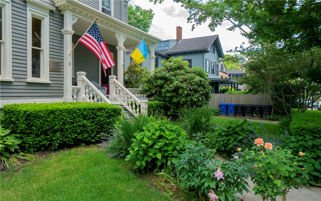8 Cottage Street 6