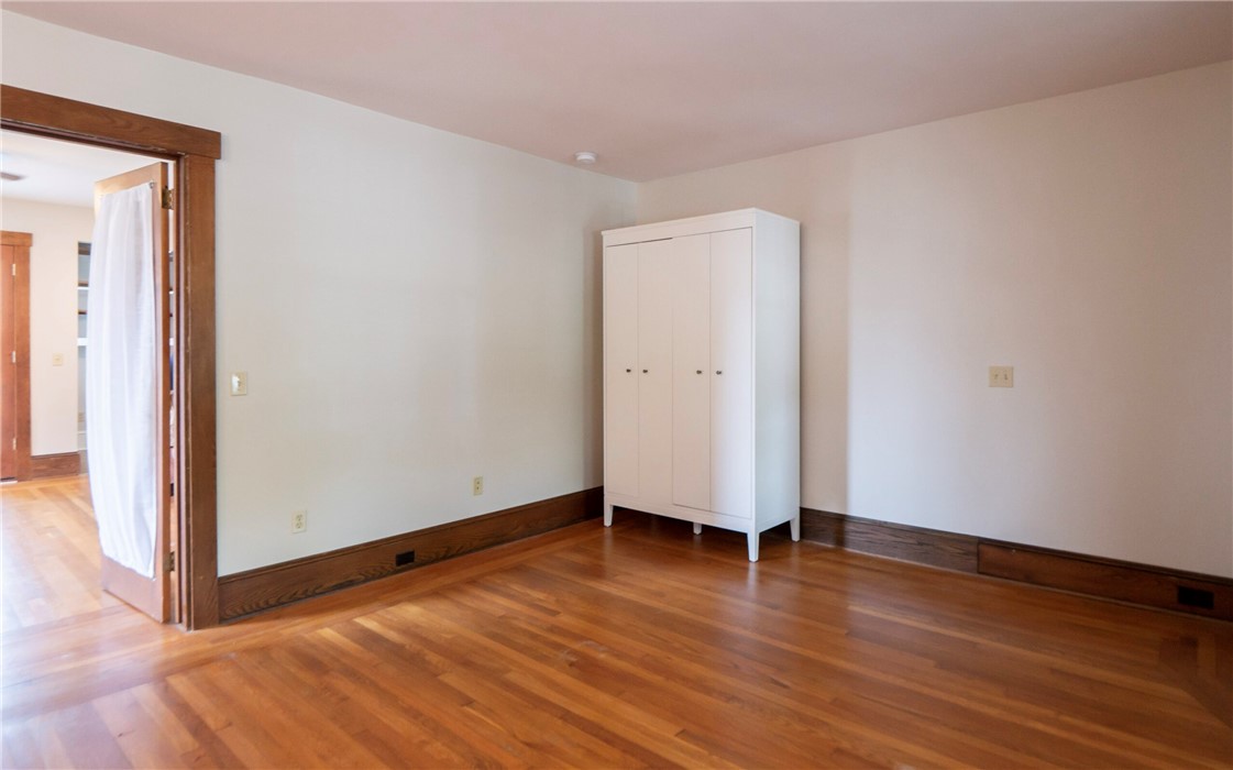 446 Broadway B