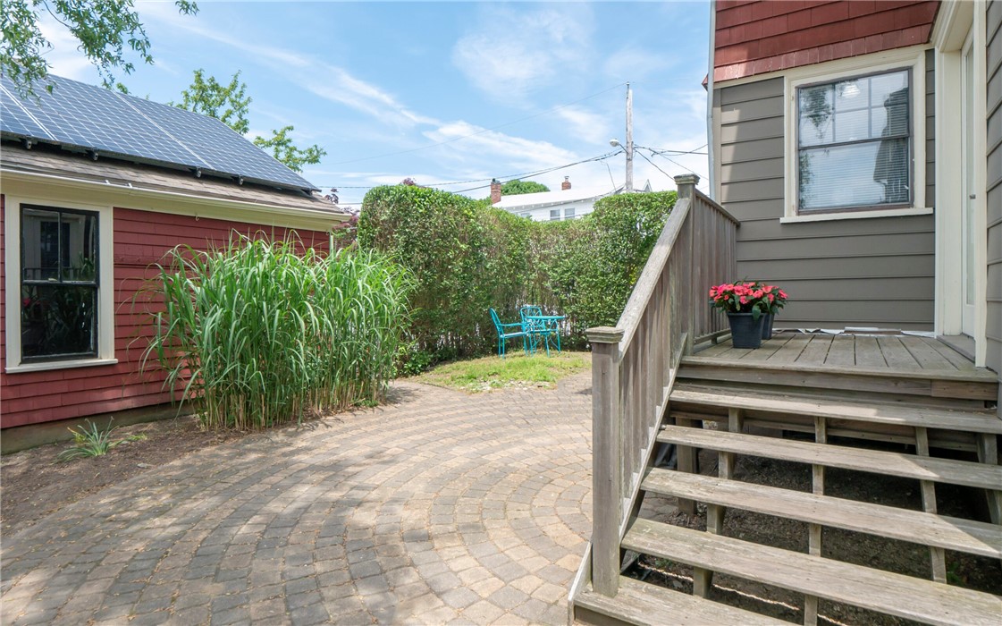 446 Broadway B