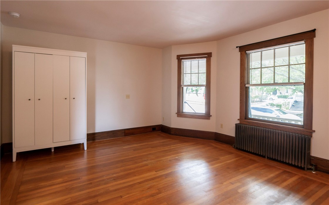 446 Broadway B