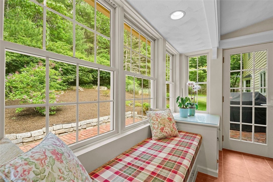 516 Black Plain Road