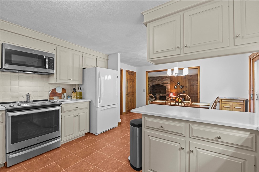 516 Black Plain Road