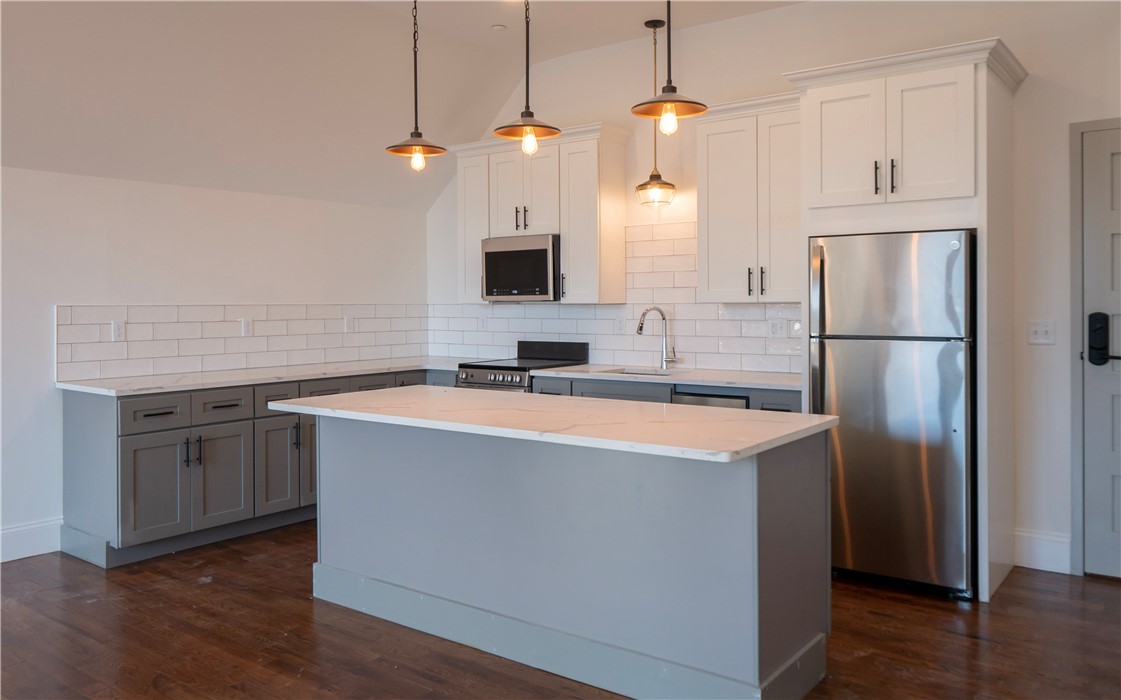 15 Cranston Avenue 14